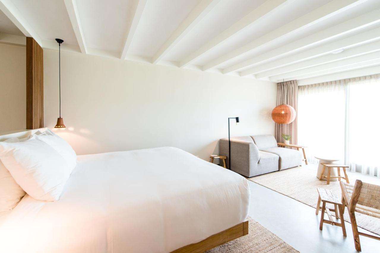Van Heeckeren Apartments & Suites Nes เนส ภายนอก รูปภาพ